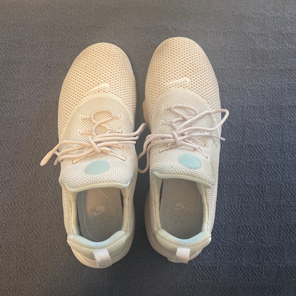 Nike Blush Pink sz 8